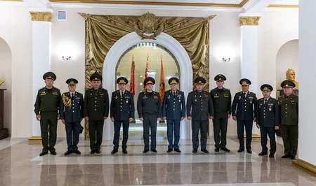 Керим Велиев обсудил с главой Генштаба ВС Беларуси вопросы региональной безопасности