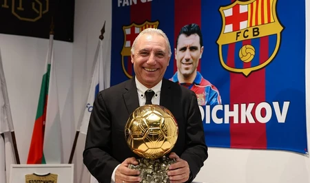 Легенда «Барселоны» побывал на матче сборной Азербайджана в рамках FIFA U-15