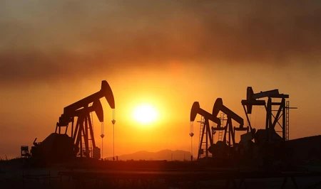 Нефть марки Brent подешевела более чем на 2%