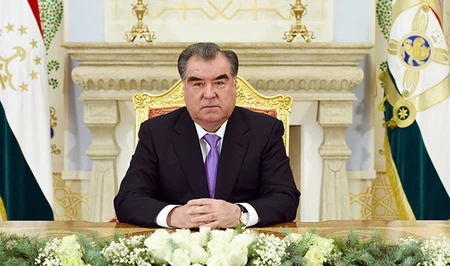 Эмомали Рахмон призвал к развитию транзита на встрече глав государств ЦА и Азербайджана