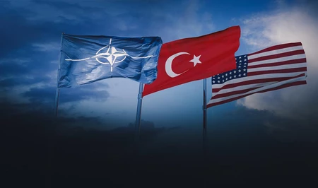 Турция заявляет, что НАТО не обязана помогать США в Ормузском проливе