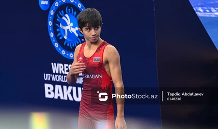 Тунар Гасанов уступил в четвертьфинале чемпионата мира U-17 по вольной борьбе в Баку