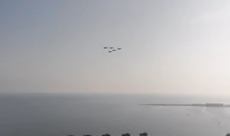 Турецкие истребители F-16 совершили полет на военном параде в Баку