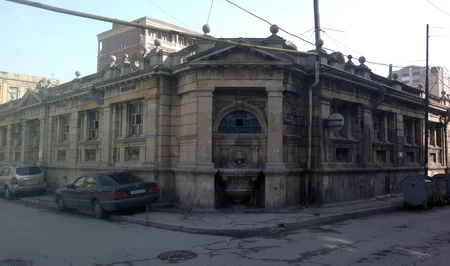 Исторические памятники Баку оказались на грани разрушения