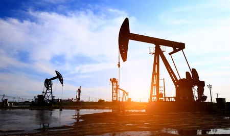 Brent теряет позиции на фоне противоречивых сигналов с Ближнего Востока