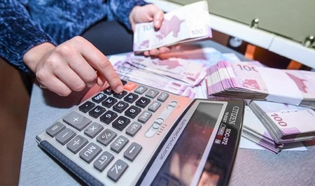 Октябрьские пенсии в Азербайджане: кто получит деньги уже завтра?