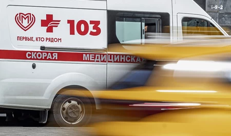 В курортном городе России из-за обломков БПЛА пострадали пять человек, включая ребенка