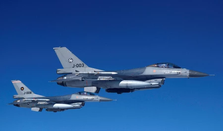 Румынские F-16 подняты в воздух после атак на украинский Измаил