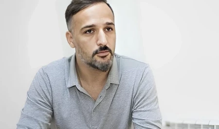 Блогер Азер Захид переведен под домашний арест