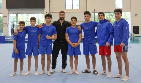 Две звезды азербайджанского спорта встретились в преддверии UFC Fight Night Baku