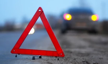 В Баку автомобиль насмерть сбил женщину