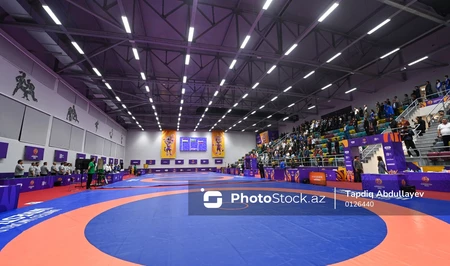 Чемпионат Европы по борьбе в Сербии: азербайджанские спортсмены завоевали 5 медалей за один вечер