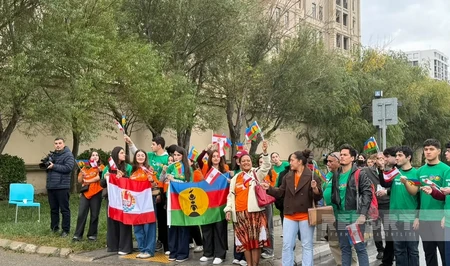 В Баку прошла акция в поддержку юных футболистов Новой Каледонии и Французской Полинезии