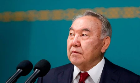 В Казахстане лишили Нурсултана Назарбаева пожизненного права обращаться к народу