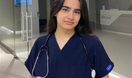 В Харькове в результате ракетного обстрела погибла 23-летняя азербайджанка