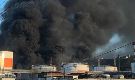В Краснодарском крае России после атаки БПЛА произошел пожар в морском порту