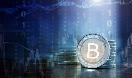 Биткоин закрепился выше 75 500 долларов на фоне разнонаправленной динамики рынка