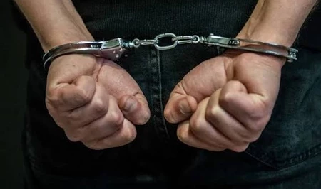 В Баку задержаны подозреваемые в краже электрооборудования и мобильных телефонов