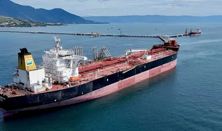 Цены на нефтяные танкеры достигли рекорда с 2008 года