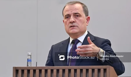 Джейхун Байрамов: Транзит грузов по маршруту Восток - Запад через Азербайджан увеличился на 90%