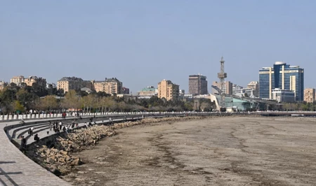 В Азербайджане изучают факторы снижения уровня Каспийского моря