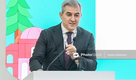Вюсал Гусейнов представил миграционную политику Азербайджана на WUF13 в Баку