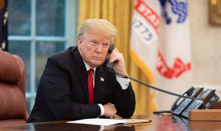 Путин заявил Трампу, что готов встретиться с Зеленским