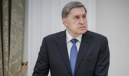 Ушаков: Россия сохраняет закрытые контакты с Украиной
