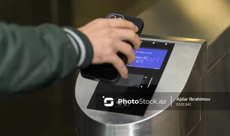 Более 5 млн пассажиров оплатили проезд в метро с помощью NFC