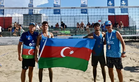 Команда Азербайджана вышла в плей-офф чемпионата Европы по пляжному волейболу