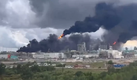 Взрыв на крупном газохимическом комплексе в России: число погибших и пострадавших возросло