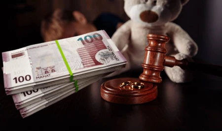 Алименты в Азербайджане: хватает ли 260 манатов на содержание ребенка?