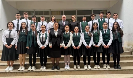 В Азербайджане 13 выпускников одного класса поступили на «Лечебное дело»
