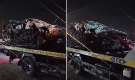 В Сумгайыте автомобиль врезался в бордюр, есть пострадавшие