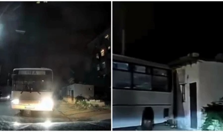 ДТП в Баку: маршрутный автобус при маневре врезался в придорожную постройку