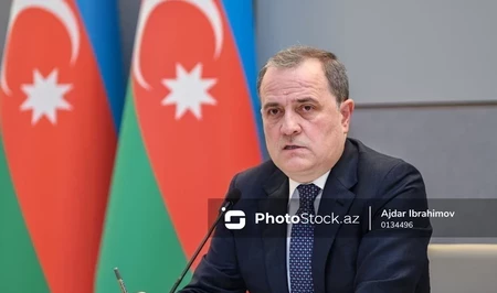 Глава МИД Азербайджана призвал к политико-дипломатическому решению международных конфликтов