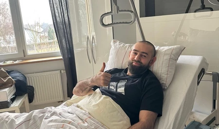 Голкипер сборной Азербайджана и «Карабаха» успешно прооперирован в Германии