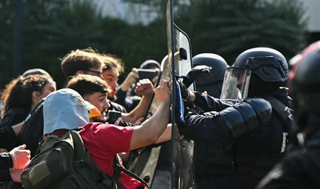 Во Франции с начала протестов старшеклассников задержали более 6,6 тыс. человек
