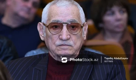 В Баку госпитализировали народного артиста Шейха Абдула Махмудова