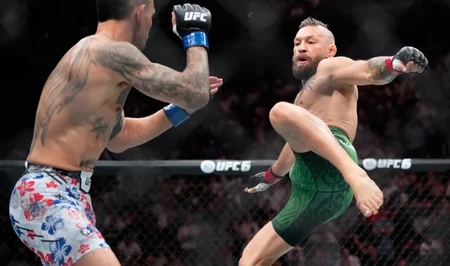 Макгрегор проиграл первый бой в UFC после пятилетнего перерыва