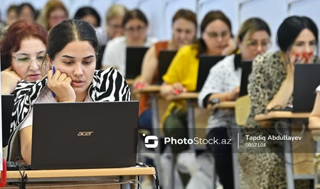 Сертификация с претензиями: учителя истории в Азербайджане указали на ошибки в заданиях экзамена