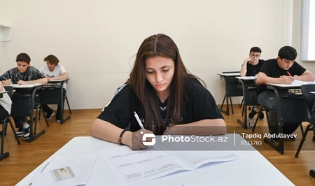 Споры о вступительных экзаменах в Азербайджане: нужны ли непрофильные дисциплины?