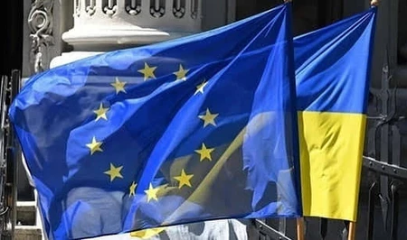 Еврокомиссия перечисляет Украине очередной транш на оборонные нужды в размере 3,3 млрд евро