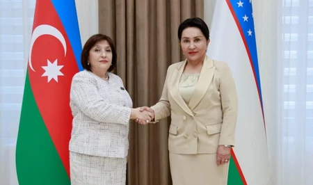 Председатели парламентов Азербайджана и Узбекистана провели встречу в Бухаре