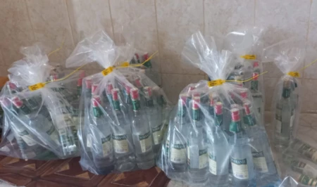 Агентство продбезопасности изъяло 72 бутылки поддельной водки в банкетном зале в Шамахы