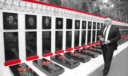 Временный поверенный в делах США почтил память жертв трагедии 20 января