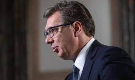 Президент Сербии заявил о готовности к внеочередным парламентским выборам
