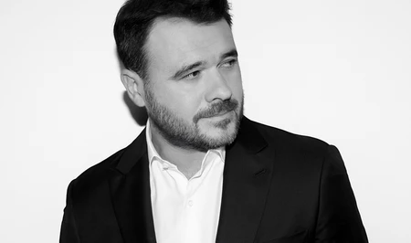 Романтика и киноистории: EMIN представил новый альбом «Герои черно-белых фильмов»