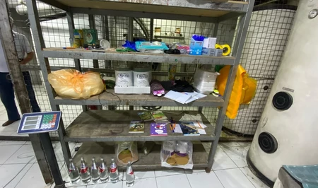 В банкетном зале Баку нашли испорченные продукты и искусственную икру без документов