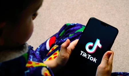 Подросток, пострадавший при съемке видео для TikTok, скончался в больнице